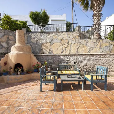With Shared Pool And Backyard In Bodrum 빌라 *